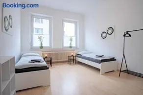 Modern & Spacious Apartment in Lüdenscheid - Image 4