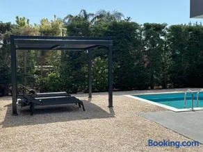 Luxury modern villa with swimming pool, Athens Riviera - Image 3
