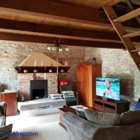 HOUSE MAESTRAL with Private Pool - Image 3