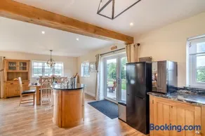 3 Bed in Neasham oc-f30118 - Image 3