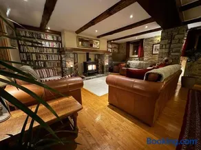 L'Ancienne Poste Exclusive Alpine Chalet - Image 3