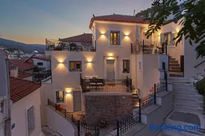 Euphoria House - Image 1
