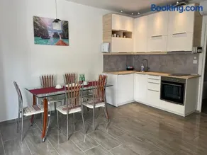 Sunshine Apartman - Image 2