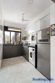 Mezzo Pvt 3BHK in Bandra by Square One Stays - Image 3