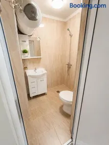 Studio Z18 - Image 3