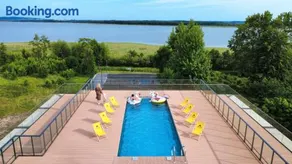 Art Lake Baltic Resort z basenem - by Royal Aparts - Image 1