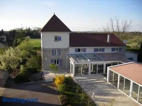 La Villa By Mama C-Gîte-Piscine-SPA - Image 1