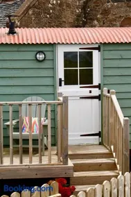 Wee Beach Hut Maidens - Image 2