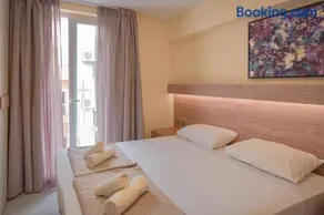 51HH Apartments - Image 2