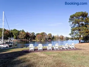 Captains Cove - Image 3