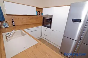 Apartment Obratov - Image 3