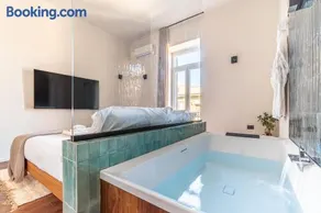 Palazzo Italia Suites - Image 5