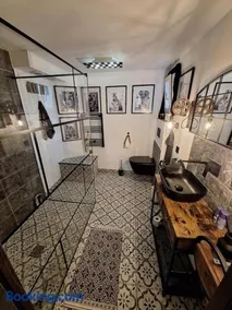 Casa Jana 2BB Basement Apartment - Image 3