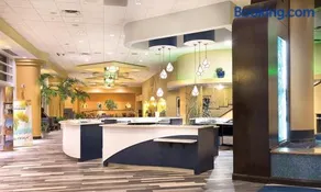 Club Wyndham Ocean Walk - Image 2