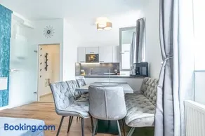 Sweet 2BR & 1LR Apartment, Around Donaustadt - Image 3
