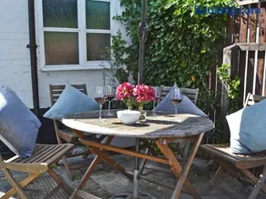 Owl Cottage - Image 2