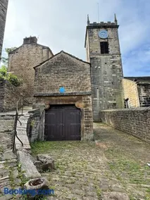 No.18 Holmfirth - Image 5