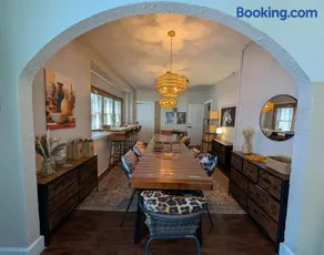 Safari House - Image 1