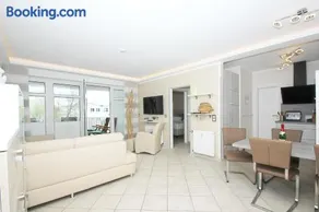 Ferienwohnung Ostseeperle Nr 17 mit gratis Sauna- und Schwimmbadnutzung im AHOI Sellin - Image 3