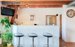 Stunning Apartment In Ditfurt With Wifi - Image 4