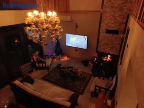 Eviniz rahatlığında, eşsiz doğa manzaralı dağ evi - Image 2