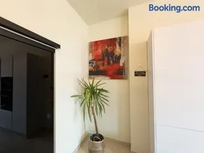 Unice Luxury Apartment Brussels - Image 2