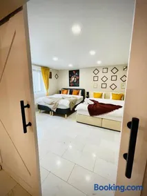 Montana Family Villa - Image 2