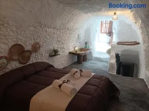 Cueva la Trapera - Image 1
