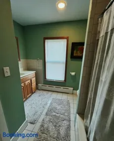 Charming Four Bedroom House - Image 3