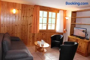 Apartment Batteuse - Image 2