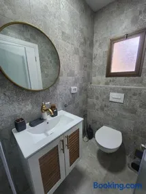 Garden apartments. - Image 2