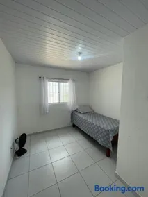 Casa em Garanhuns para até 6 pessoas com 2 vagas de garagem - Image 3
