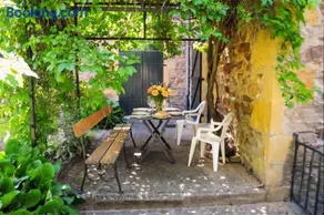 Charmante maison en pierres dorées, au calme avec jardin et parking gratuit - A 15 mn à pied du village de Lentilly - Image 1