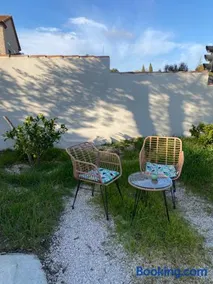 Studio quartier calme - Image 2
