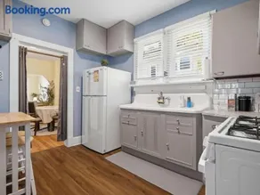 Charming Del Ray Home Near Old Town & METRO-rail - Image 2