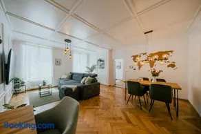 Central Boutique Apartment - Garden with Riveraccess - Image 1