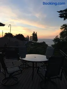 Upper Level with a view - Image 2