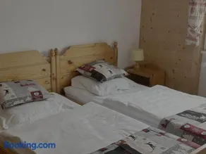 Hotel Le Chaudron Ski In Ski Out - Image 2