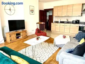 Three Bedroom - Image 2