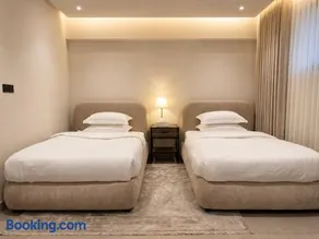 2BR Apt pool Access - Image 4