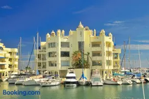 Capaldi Luxury Holiday Rentals Puerto Marina Benalmadena - Image 1