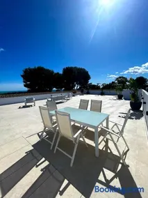 GRAND VILLA Costa del Sol, 10 bedrooms, sleeps up to 30, sea view - Image 3