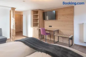 Pension BergMoment Ferienwohnungen oder Zimmer mit Frühstück - Image 1