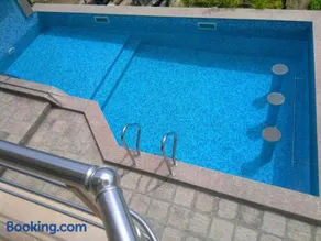 Villa "MEGGI" Овчаровски плаж - басейн, барбекю - Image 4