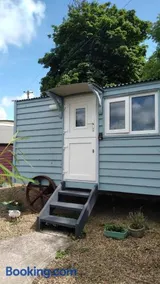 Bramblewick House Glamping - Image 1