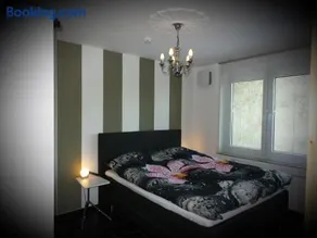 Erdgeschosswohnung im Stadtzentrum - Image 4