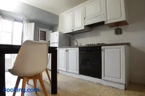Exclusive Apartments in center - Image 1