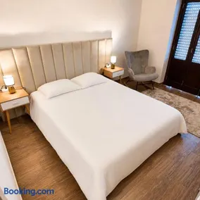 Albani Hostel - Image 1