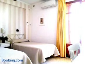 Hotel Tramontana - Image 2