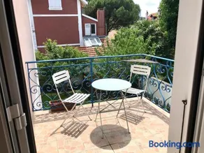 Grand Appartement dans une Maison - Image 2